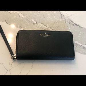 Kate Spade wristlet/Wallet